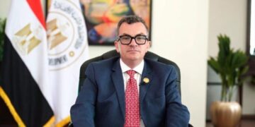 الدكتور أحمد رستم وزير التخطيط