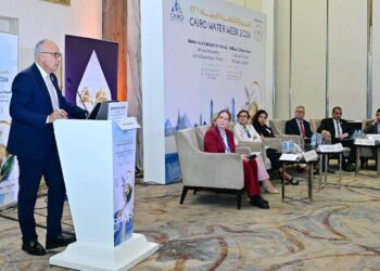 الدكتور أحمد سويلم وزير الموارد المائية والرى وجانب من المشاركة