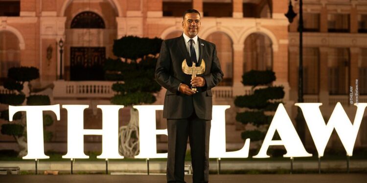 البنك التجاري الدولي يفوز بجائزة «The General Counsel of the Year» للتميز القانوني