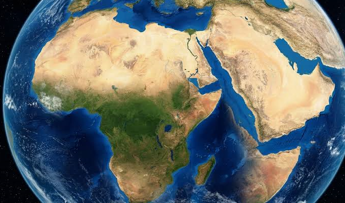 20 دولة إفريقية تواجه أزمات ديون.. ومخاوف من التضخم رغم توقعات النمو  4.5% | إنفوجراف