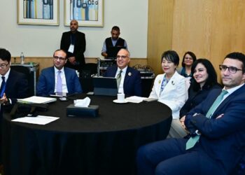 وزير الرى الدكتور هانى سويلم وجانب من أسبوع المياه