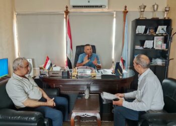 حملة مكبرة لرفع وإزالة الإشغالات بحي الوايلي .. ولقاء جماهيري لبحث مشاكل المواطنين .. صور
