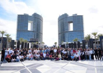 وزيرة الإسكان تتابع مستجدات العمل والمشروعات بالعلمين الجديدة .. أحد النماذج المهمة للتنمية العمرانية المتكاملة