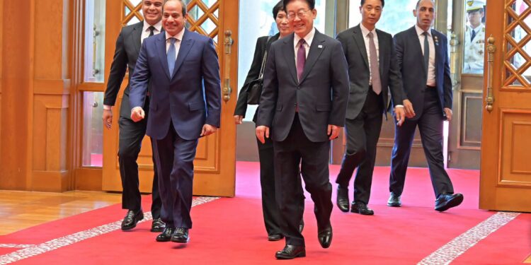 بيان مشترك .. شراكة استراتيجية بين جمهورية كوريا وجمهورية مصر العربية .. خارطة طريق جديدة وتعاون اقتصادي وصناعي وتكنولوجيا ودفاعي