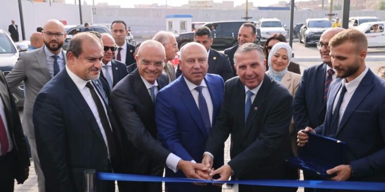 بـ700 مليون جنيه.. ميناء العامرية الجاف يفتح بوابة جديدة لتجارة مصر العالمية .. كامل الوزير يفتتح ثاني ميناء جاف في مصر بالإسكندرية