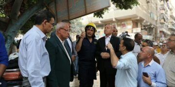 محافظ القاهرة يشكل لجنة هندسية لفحص المباني المجاورة بعد انهيار عقار بحدائق القبة .. وإستخراج 6 ناجين