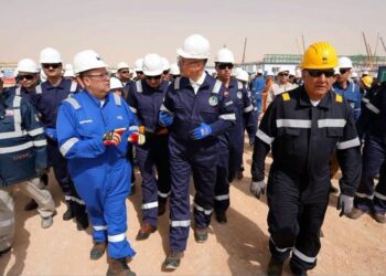 البترول: تشغيل المرحلة الثانية من مشروع مليحة بالصحراء الغربية لإضافة إنتاج جديد من الغاز