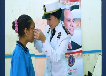 «سلامة عيونك».. الداخلية توفر فحوصًا طبية ونظارات مجانية لطلاب المدارس والأيتام