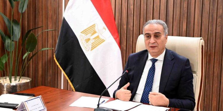 حماية المستهلك يضبط مستلزمات طبية ومستحضرات تجميل منتهية الصلاحية و6.5 طن رنجة غير صالحة للاستهلاك