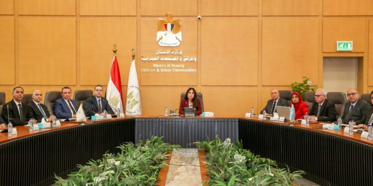 وزيرة الإسكان تصدر حزمة تكليفات لتسريع «سكن لكل المصريين» وتطوير الطرق بالمدن الجديدة
