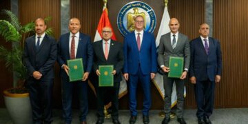 من خليج السويس إلى الصحراء الغربية والبحر المتوسط .. خطة بترولية لتوسيع الاستكشاف وجذب الاستثمارات .. وزير البترول : مسح سيزمي جديد بخليج السويس بتكنولوجيا OBN لتعزيز اكتشافات البترول ورفع الإنتاج