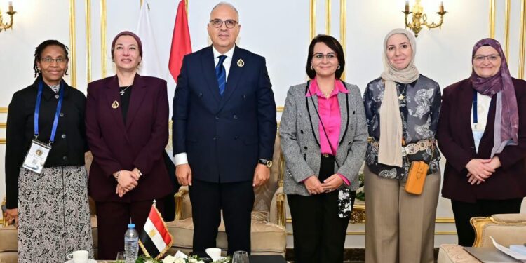 وزير الري يبحث مع الأمينة التنفيذية لاتفاقية مكافحة التصحر حشد تمويلات مشروعات المياه استعدادًا لمؤتمر COP18