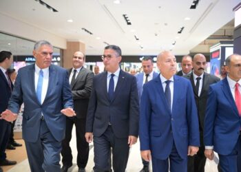 وزير التموين ومحافظ القاهرة يفتتحان «المرشدي مارتس» بالتجمع الخامس على مساحة 30 ألف متر مربع