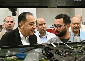 مدبولي من السويس : توطين الصناعات الاستراتيجية أولوية للدولة بالشراكة مع القطاع الخاص