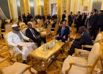 السيسي يلتقي رؤساء السودان وكينيا ومالي على هامش القمة الروسية الإفريقية في موسكو