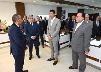 الصناعة: توطين تكنولوجيا الإلكترونيات والطاقة الشمسية محور أساسي في استراتيجية 2030