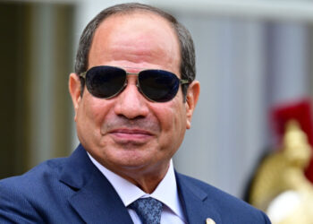 السيسي يقترح برنامجًا لتأهيل مرشحين لرئاسة الجمهورية داخل الأكاديمية العسكرية لمدة 30 شهرًا
