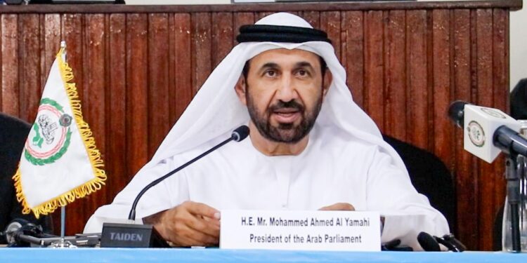 رئيس البرلمان العربي يطرح مبادرة لإنشاء آلية تنسيق بين الفريق الاستشاري والمنظمات البرلمانية الإقليمية لمكافحة الإرهاب