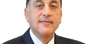 رئيس الوزراء يُهنئ فخامة الرئيس بمناسبة ذكرى نصر أكتوبر المجيد