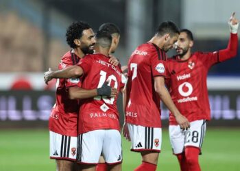 الأهلي يخطف فوزًا صعبًا من مودرن سبورت.. رأسية الساعي وتألق شوبير يحسمان المواجهة