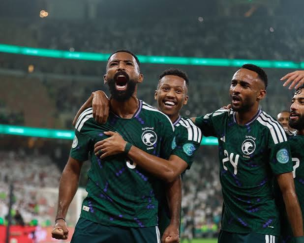 السعودية تتوج بكأس خليجي 27 بعد الفوز على الإمارات بثنائية وتنهي عقدة استمرت 17 عاماً 