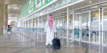 ارتباك في رحلات الطيران بين الإمارات والسعودية.. إلغاءات تمتد حتى 14 أكتوبر