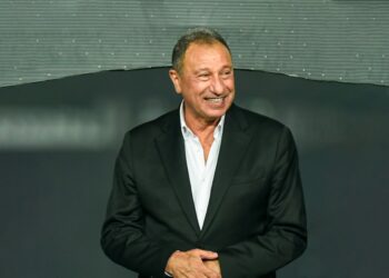 الكابتن محمود الخطيب رئيس النادى الأهلى