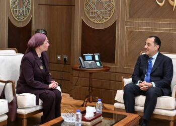 مدبولي يستقبل المسؤولة الأممية لمكافحة التصحر.. ومصر تشكّل مجموعة عمل وزارية لاستضافة قمة “COP18” 