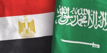 «لن ترونا إلا معًا».. ملحمة تضامن إنساني تجسد عمق الروابط التاريخية والشعبية بين مصر والسعودية