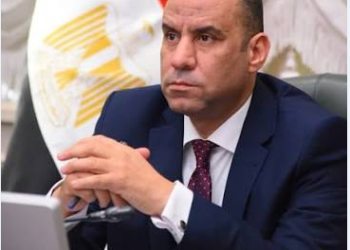 وزير العمل _ حسم رداد