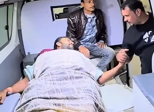 وصول السائق المصري المصاب في حادث إطلاق النار بالخرطوم إلى أرض الوطن.. صور